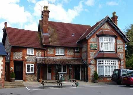 The Rose & Crown Otel Bulford Dış mekan fotoğraf