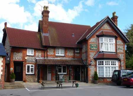 The Rose & Crown Otel Bulford Dış mekan fotoğraf